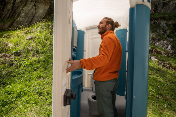 Portable bathroom rental in Oxford, MI